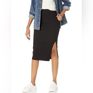 The Drop Women’s Veronique Black Ribbed High Waist Slit Skirt